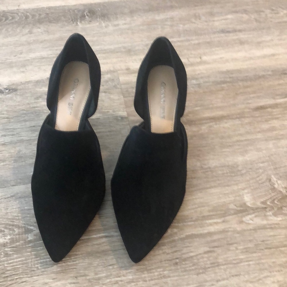 Gianni Bini black heels